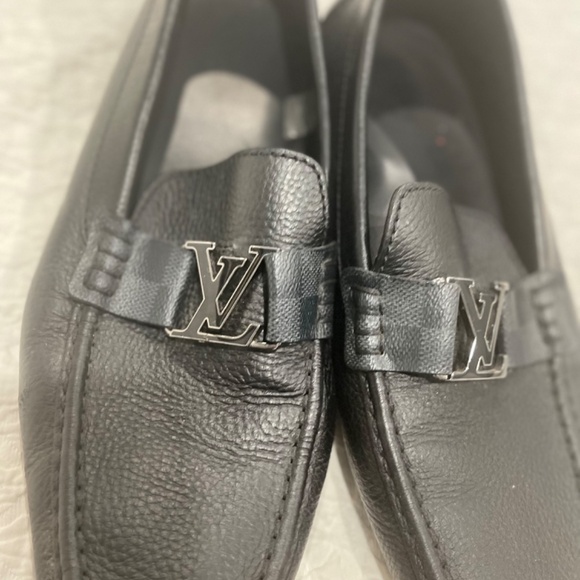 Original Louis Vuitton  for Men  $200  size 12 used excellent condition - Picture 10 of 12